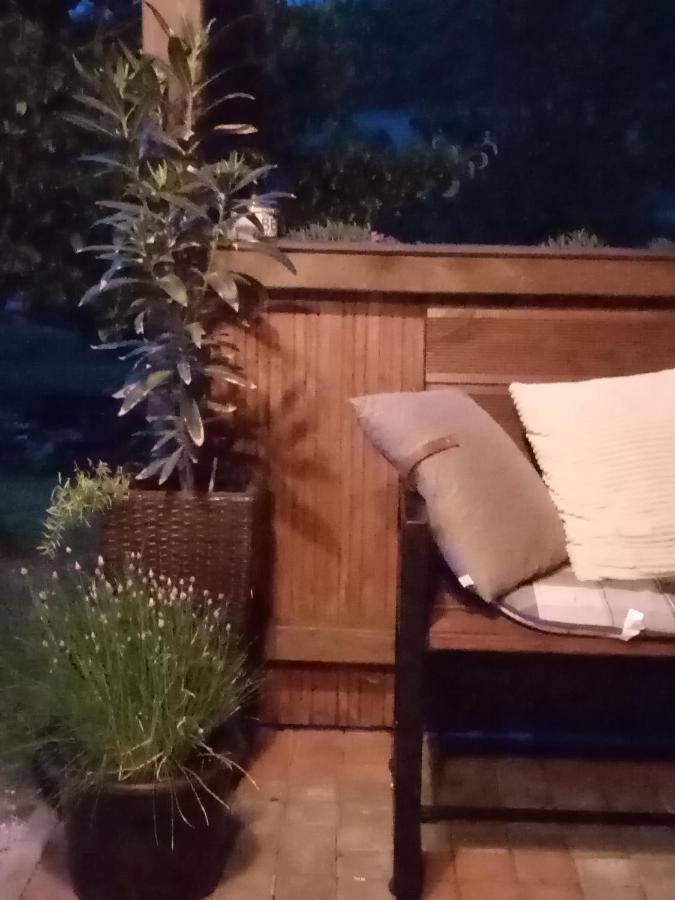 Mija Apartman S Vinnym Sklipkem, Zahradou A Grilem Kájov Dış mekan fotoğraf