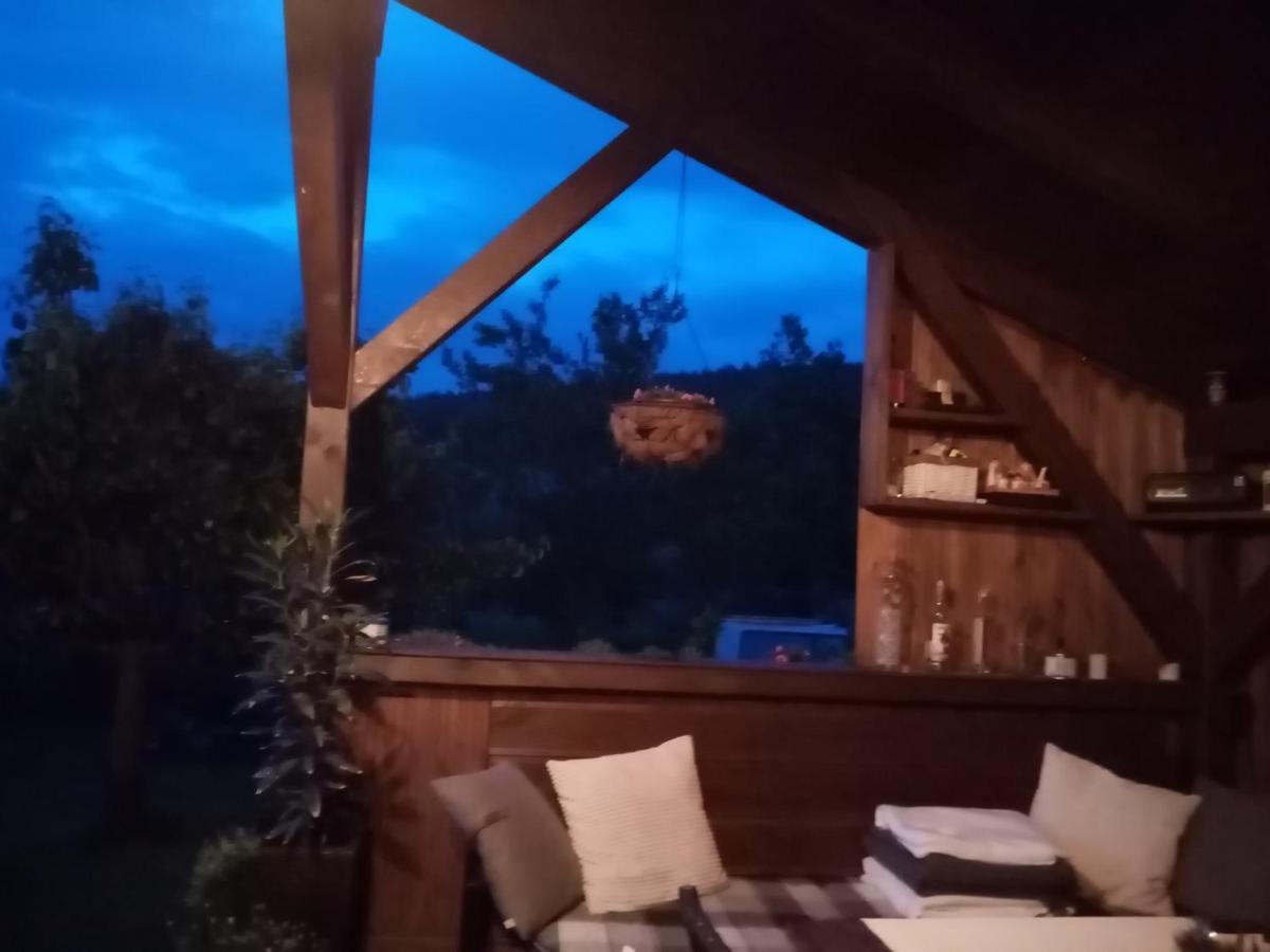 Mija Apartman S Vinnym Sklipkem, Zahradou A Grilem Kájov Dış mekan fotoğraf
