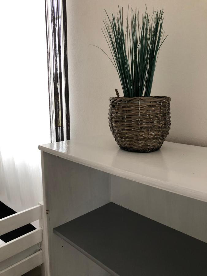 Mija Apartman S Vinnym Sklipkem, Zahradou A Grilem Kájov Dış mekan fotoğraf
