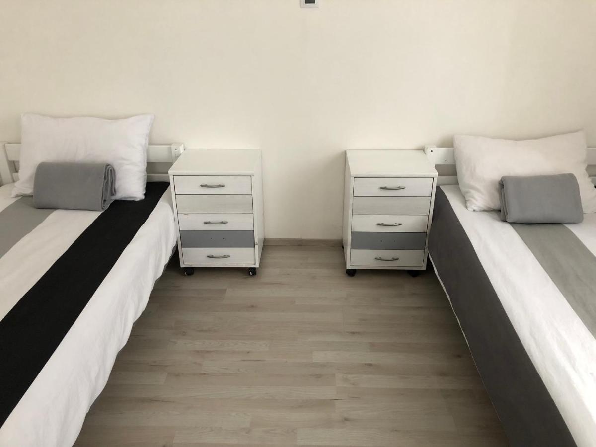 Mija Apartman S Vinnym Sklipkem, Zahradou A Grilem Kájov Dış mekan fotoğraf